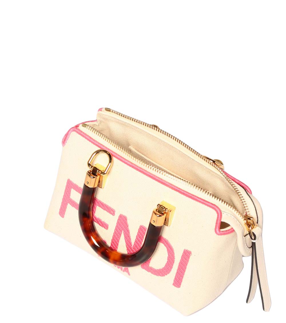 Wallet on chain leather crossbody bag Fendi Black in Leather - 40577509