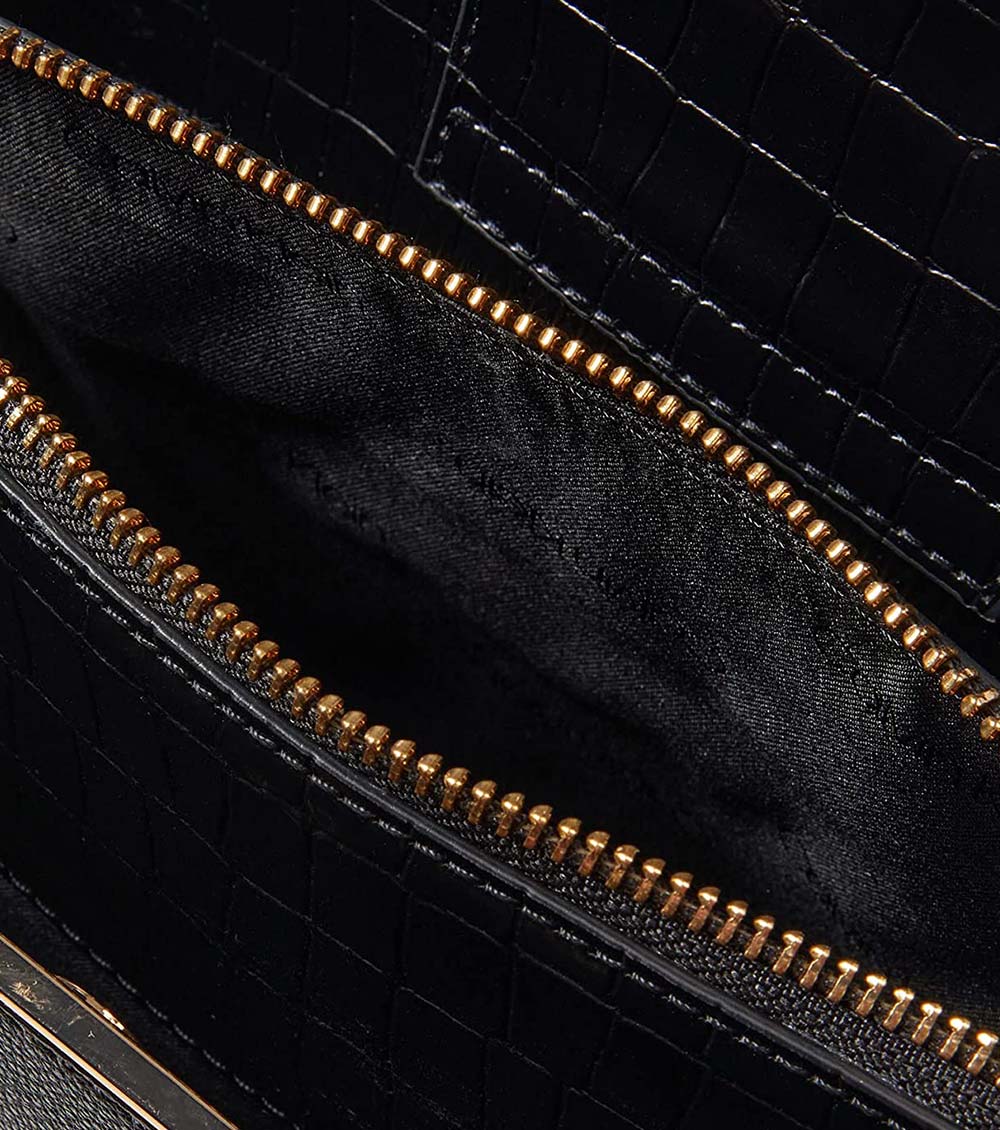Calvin Klein Finley Leather Crossbody Bag in Black
