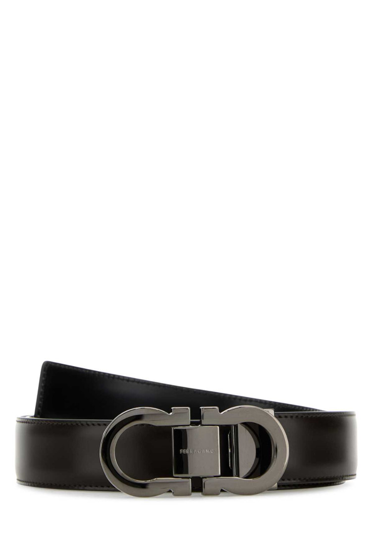 Ferragamo Adjustable Reversible Leather Belt With Textured Finish In Black