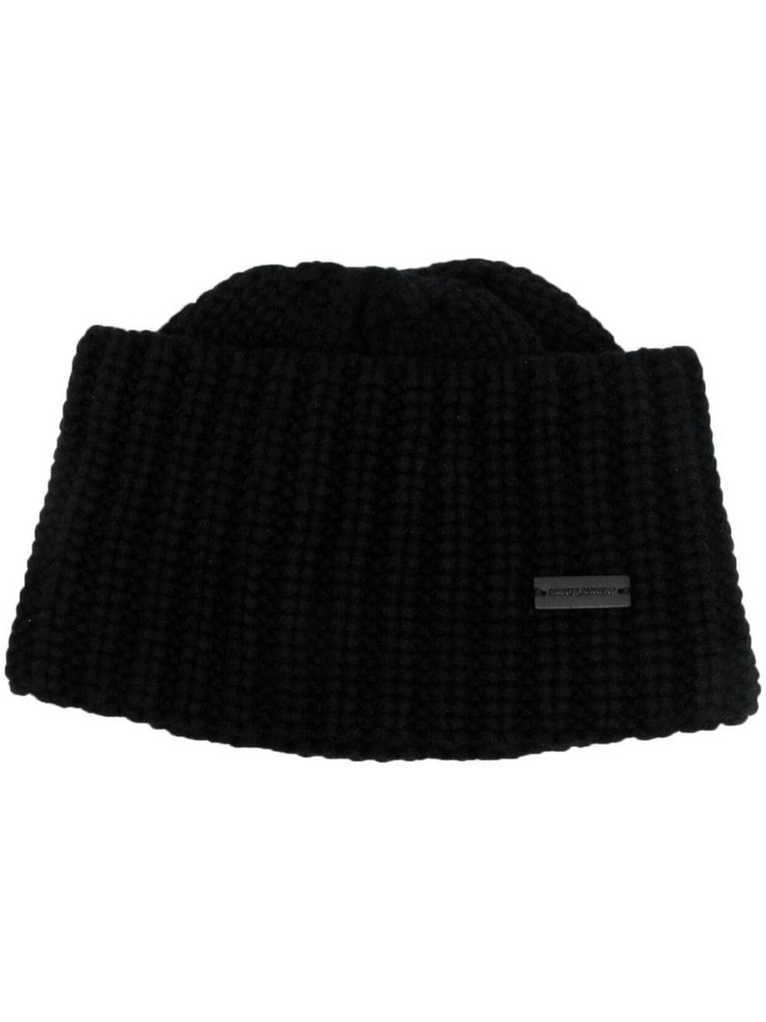 Saint Laurent Logo-plaque Chunky Knit Cashmere Beanie In Black