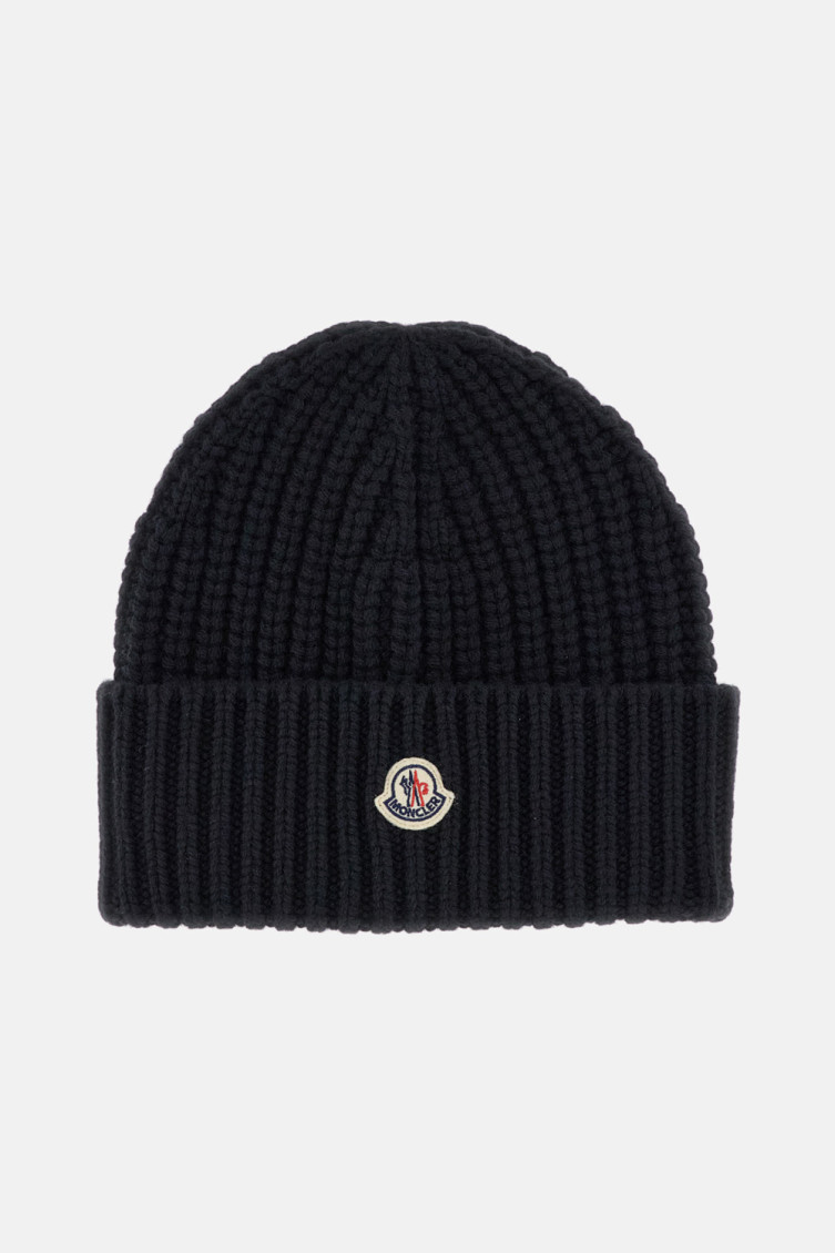 Moncler Women Beanie Wool And Cashmere Hat In Black