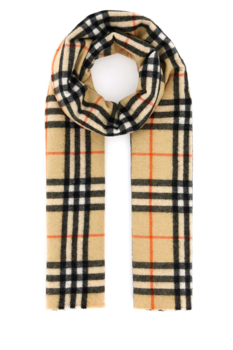 Burberry signature scarf best sale