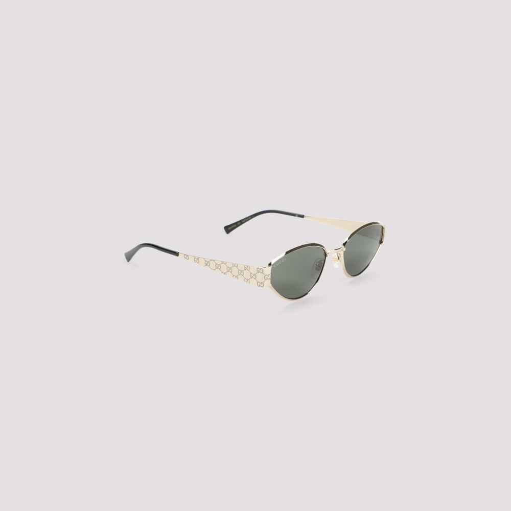 Gucci Cat-eye Sunglasses With Metallic Finish And Premium Craftsmanship In Golden