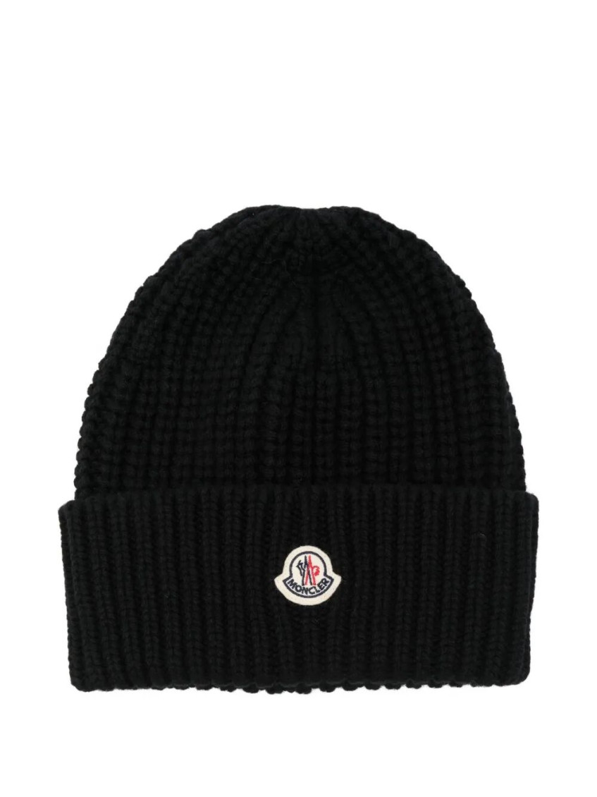 Moncler Women Beanie Wool And Cashmere Hat In Black