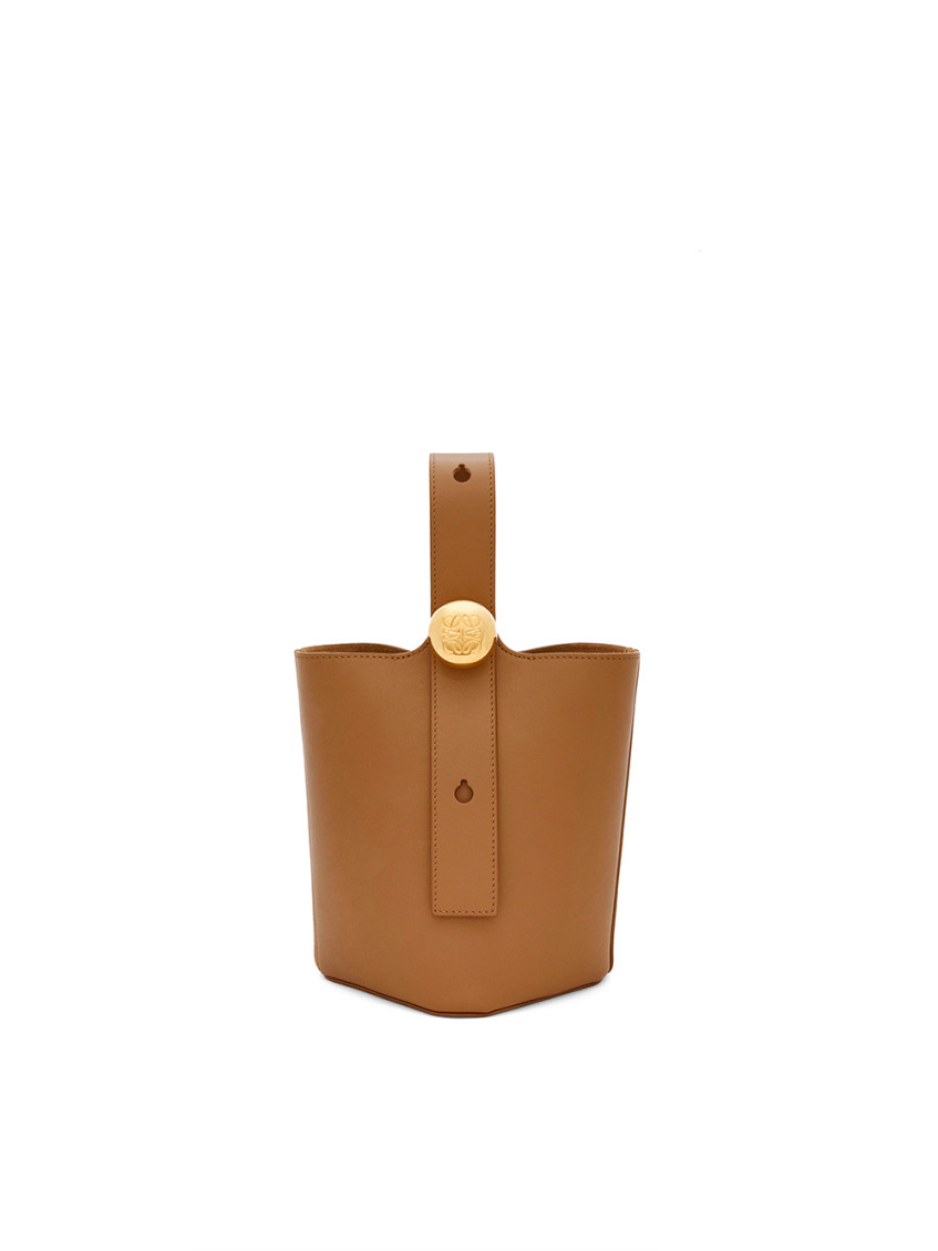Loewe Pebble Mini Leather Bucket Bag In Brown