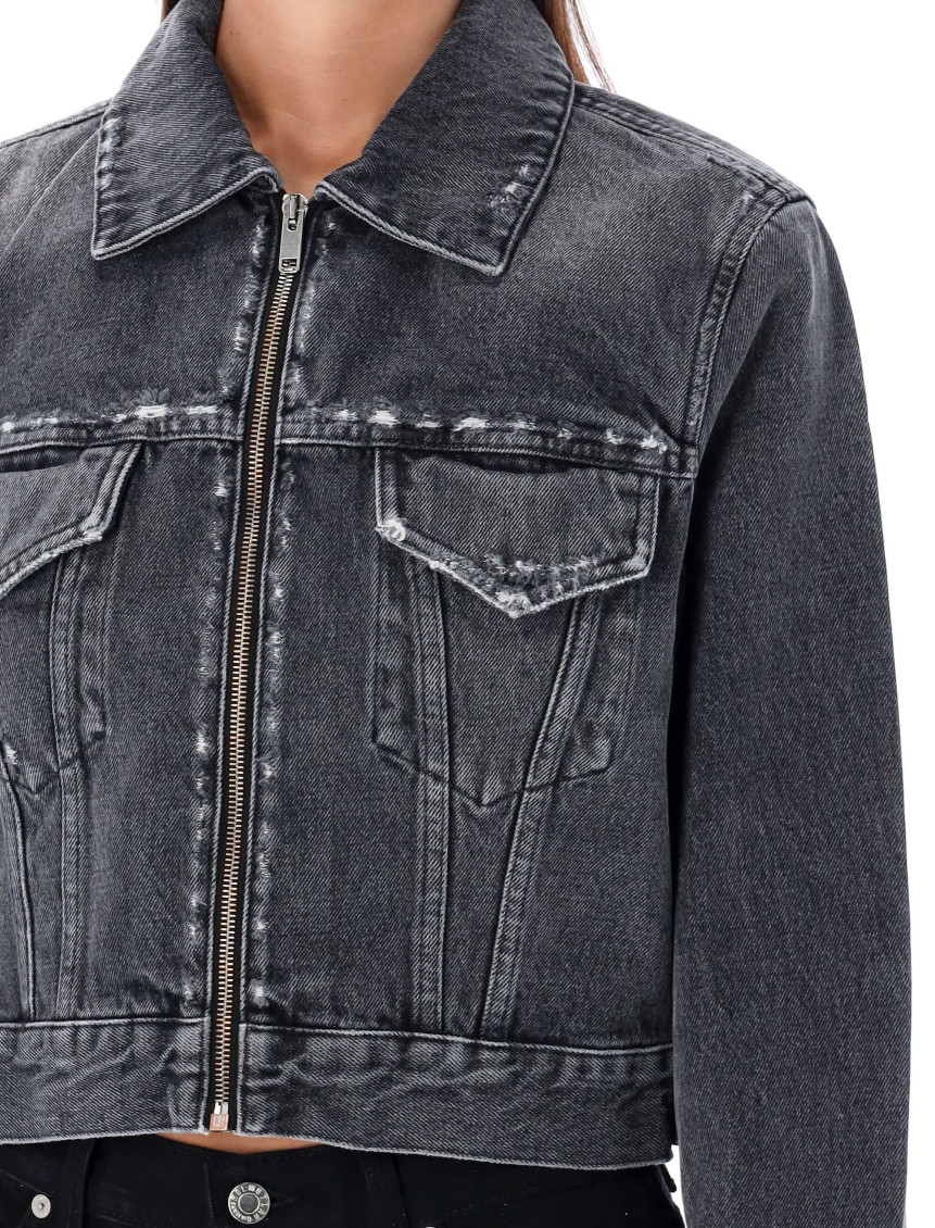 ジャケット GIVENCHY FW23 CROPPED FITTED DENIM (BW00K4 5Y5N001) Givenchy Cropped Denim Logo Jacket in Light Blue | FWRD