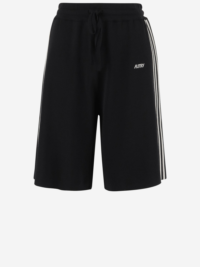 Autry Viscose Blend Logo Short Pants In Black