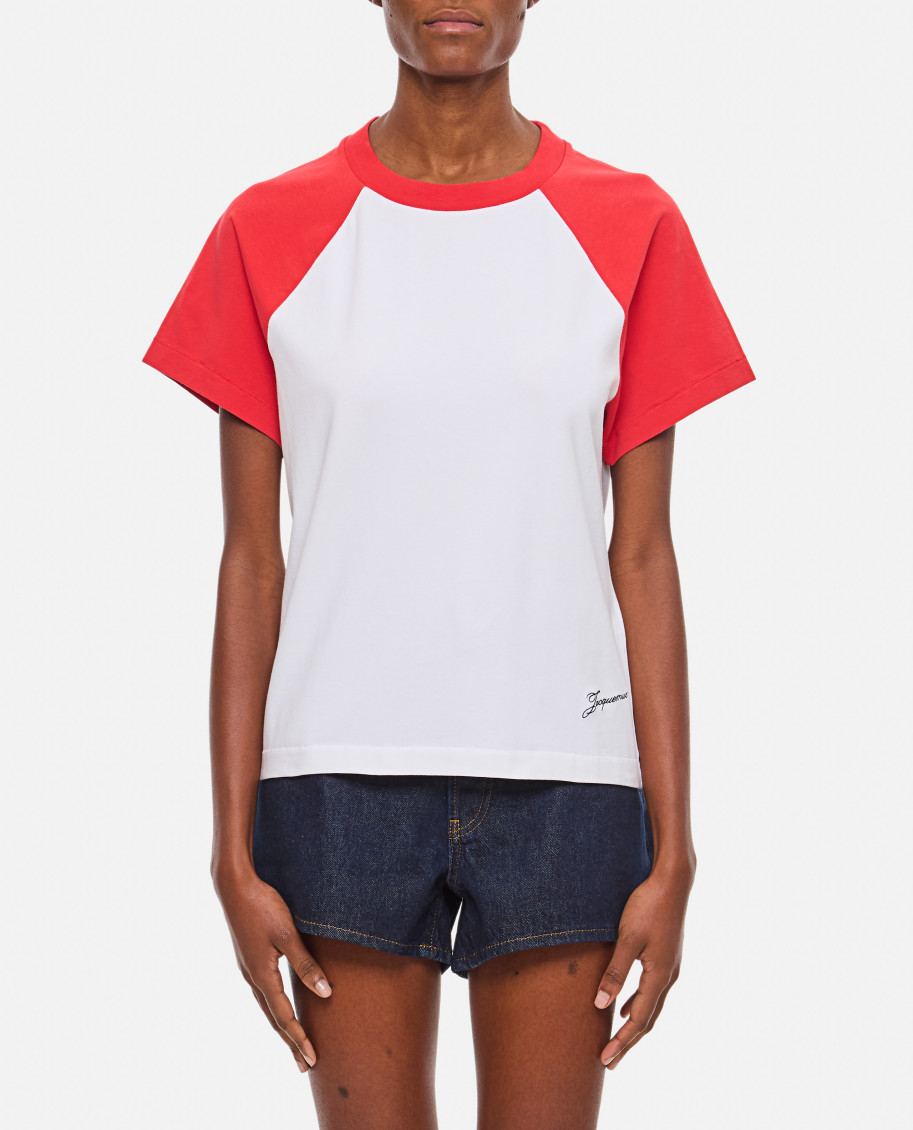 Jacquemus Raglan T-shirt With Red Sleeves And Subtle Logo