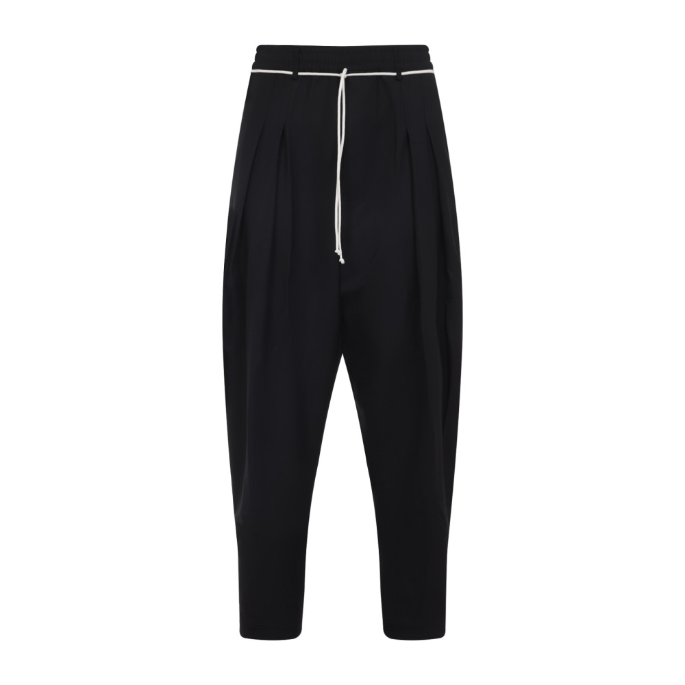 Mordecai Tapered Black Trousers With Pleated Front In Black