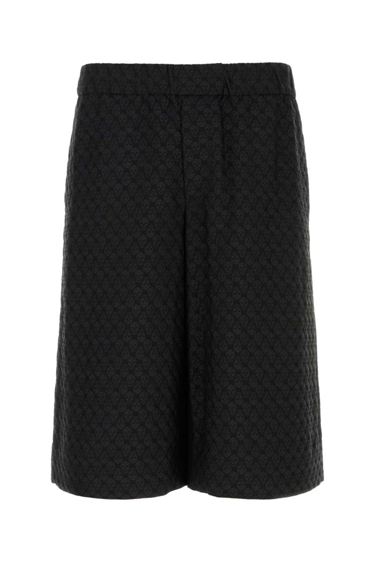 Alexander Mcqueen Skull Jacquard Pattern Shorts In Black