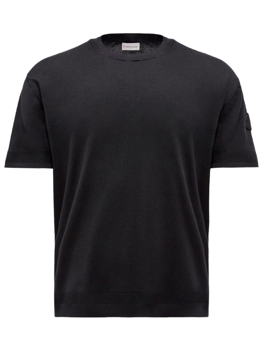 Moncler Crew Neck Patch Detail Short Sleeves T-shirt In Black