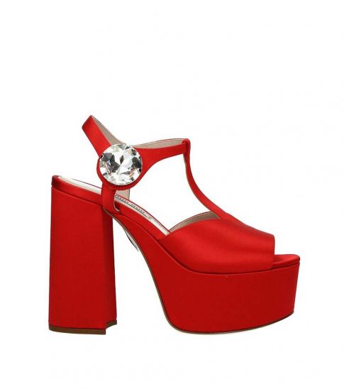 miu miu red pumps