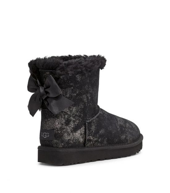 mini bailey bow glimmer boot