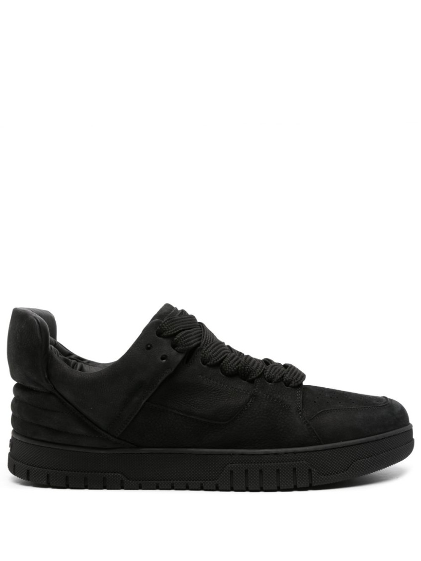 1989 Studio Low Skate Low V2 Trainer In Black