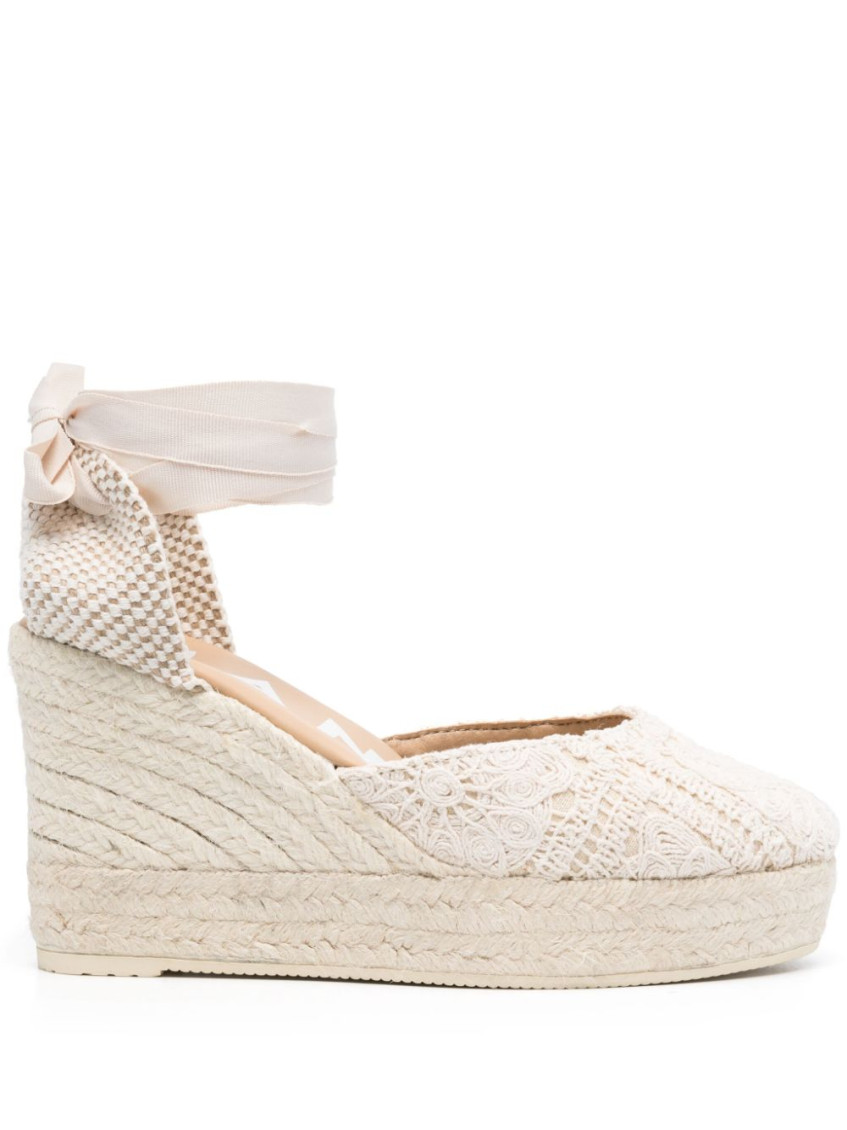 Manebi Natural Crochet Wedges