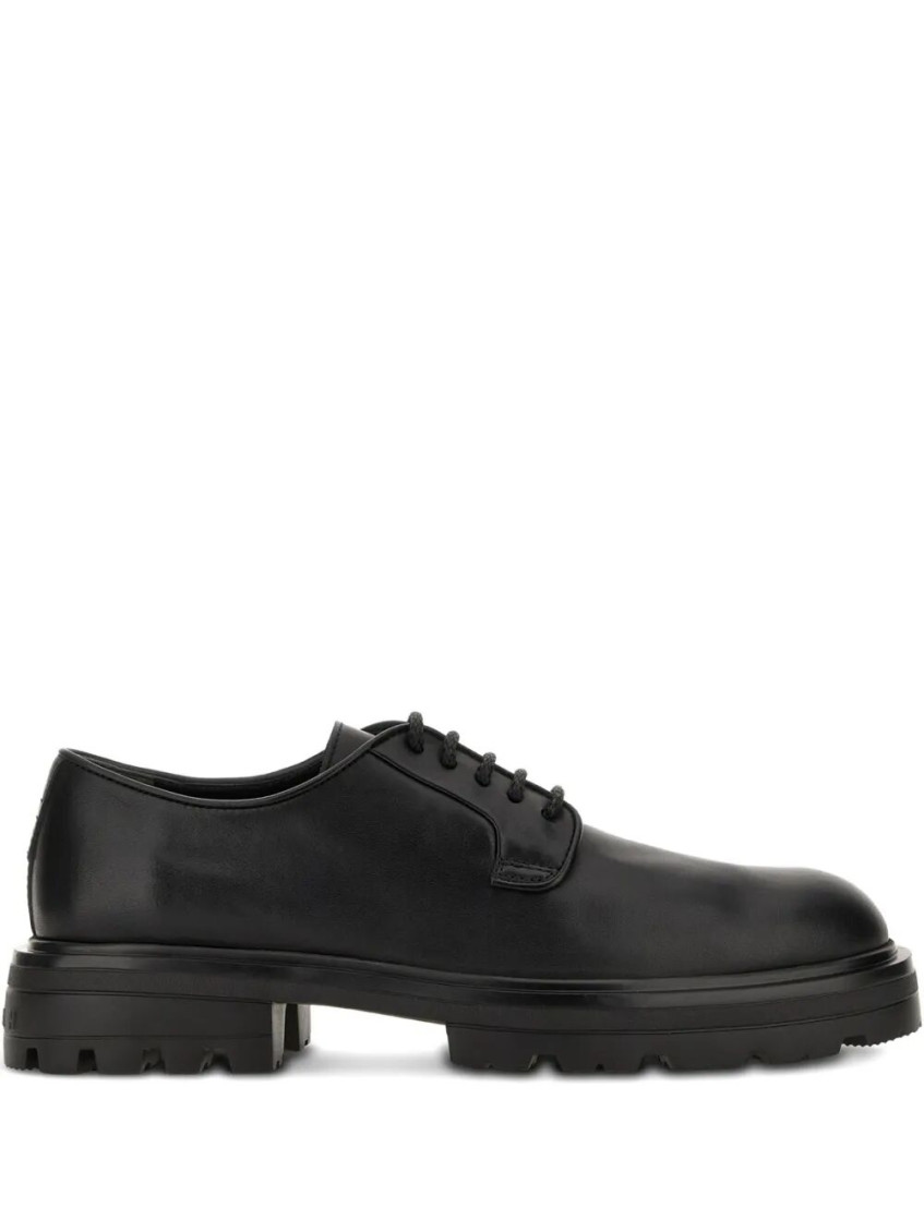 Hogan Chunky Sole Round Toe Derby Shoes In Black