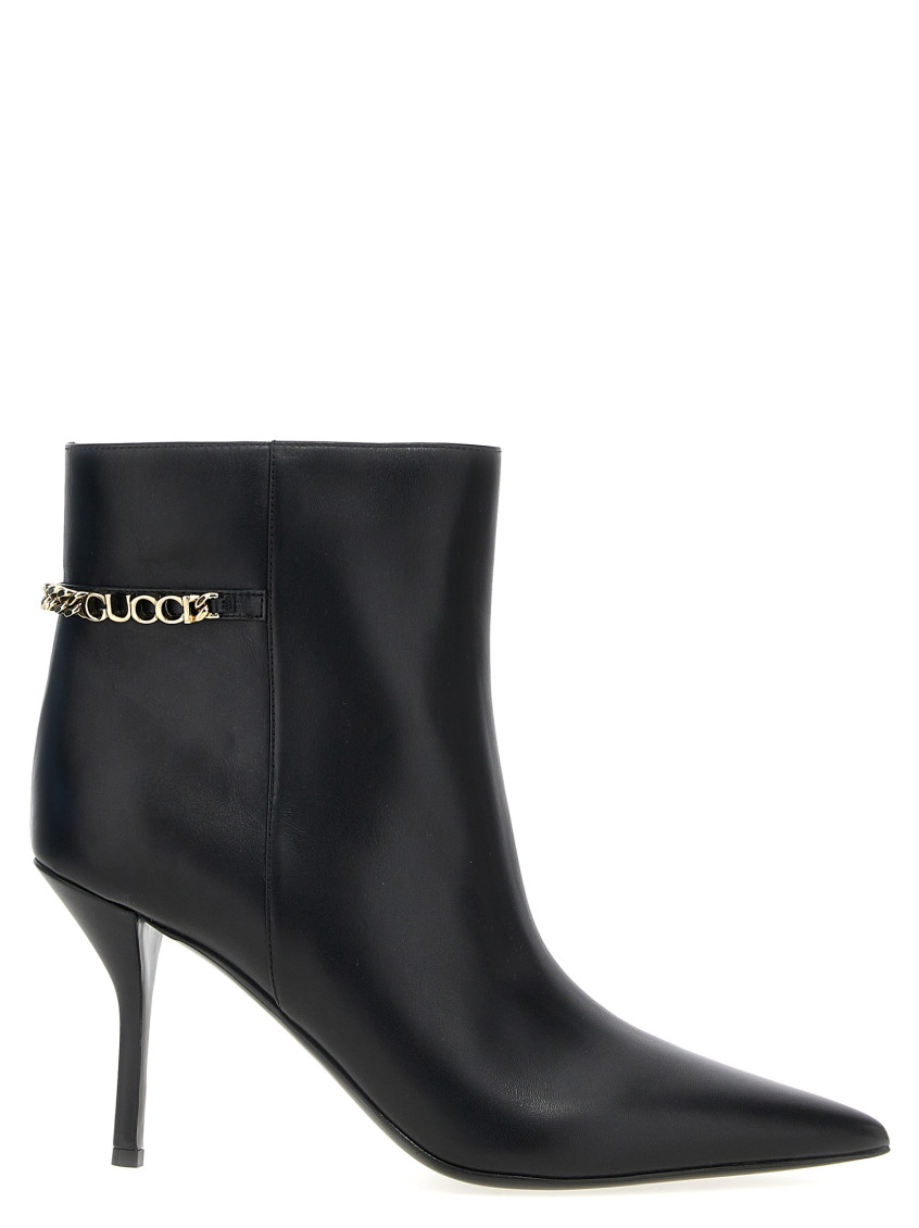 Gucci Signoria Leather Chain Ankle Booties In Black