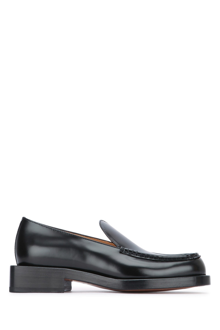 Jacquemus Round Toe Loafers Shiny Finish In Black
