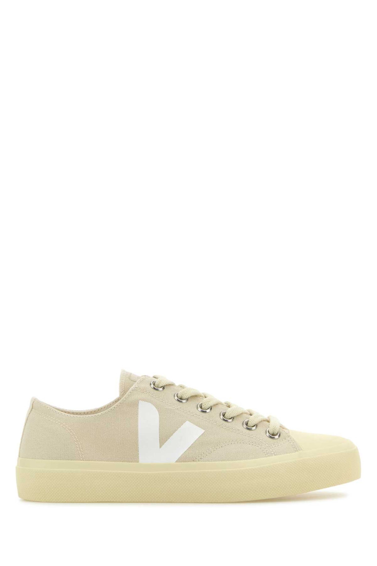 Veja Canvas Wata Ii Sneakers In Neutral