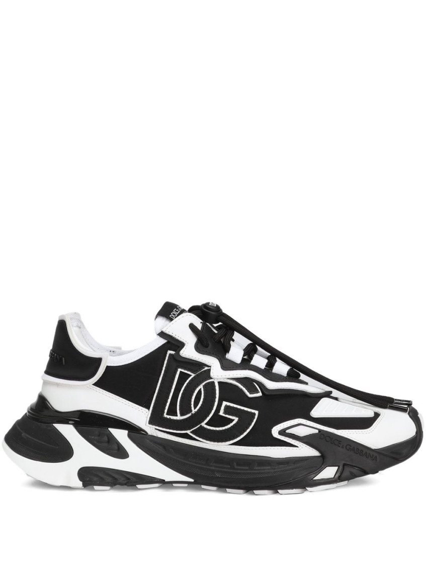 Dolce & Gabbana Panelled Leather Sneakers With Iconic Logo Patch In Black