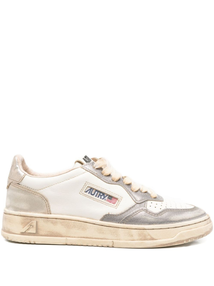 Autry Medalist Sneakers In Leather With Suede Inserts In White