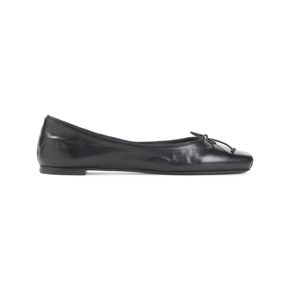 Khaite Black Lamb Leather Charlotte Ballerina In Black