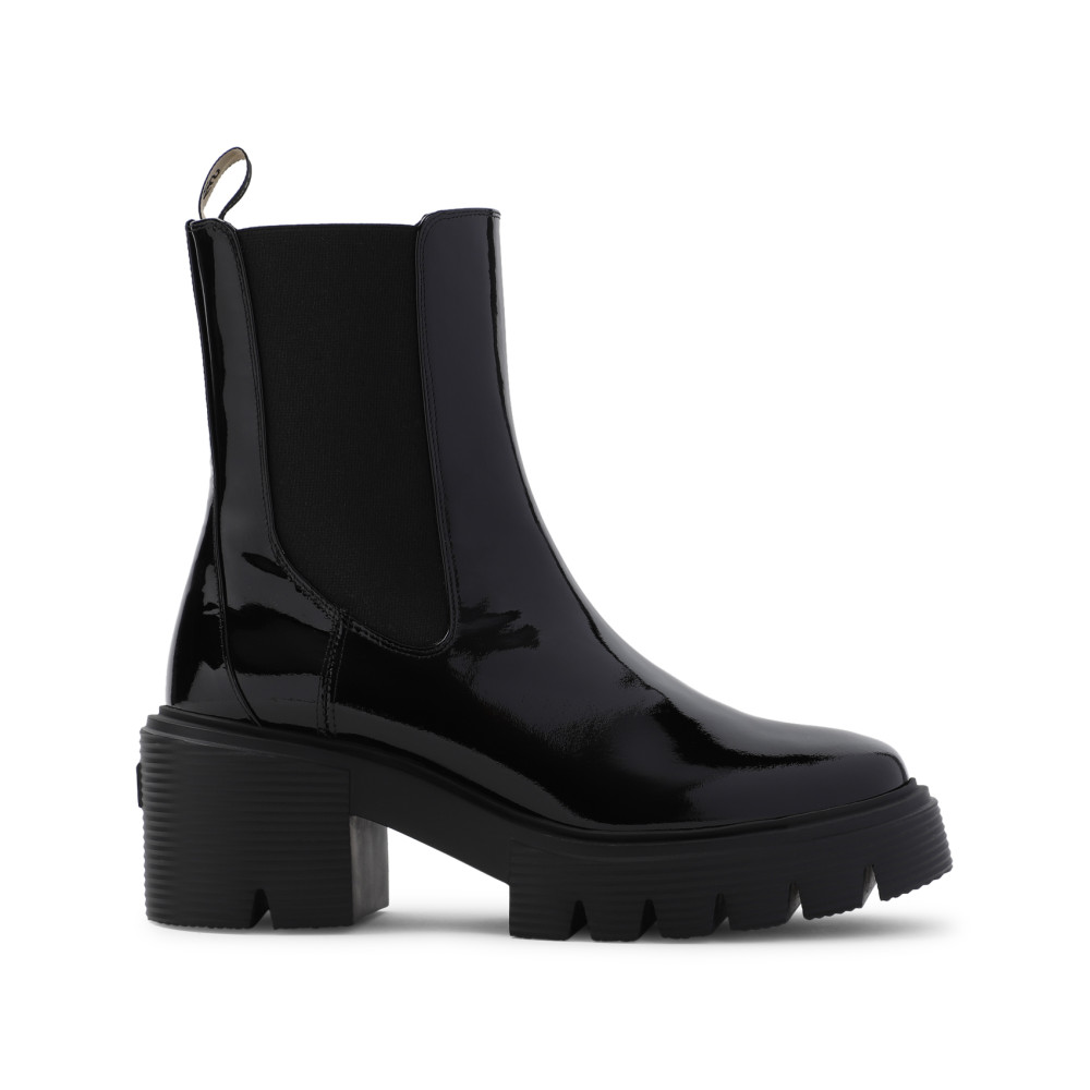 Stuart Weitzman 40mm Soho Chelsea Boots In Black