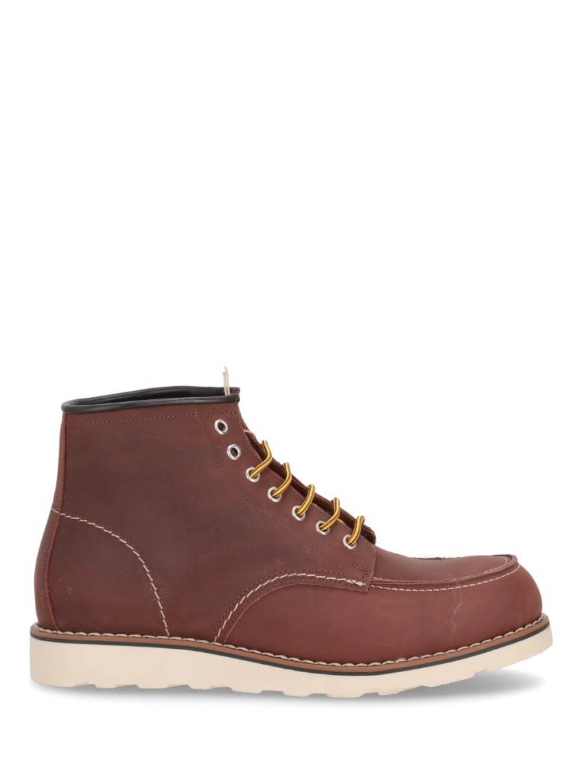 The Bekk Brown Lace Up Boots In Brown