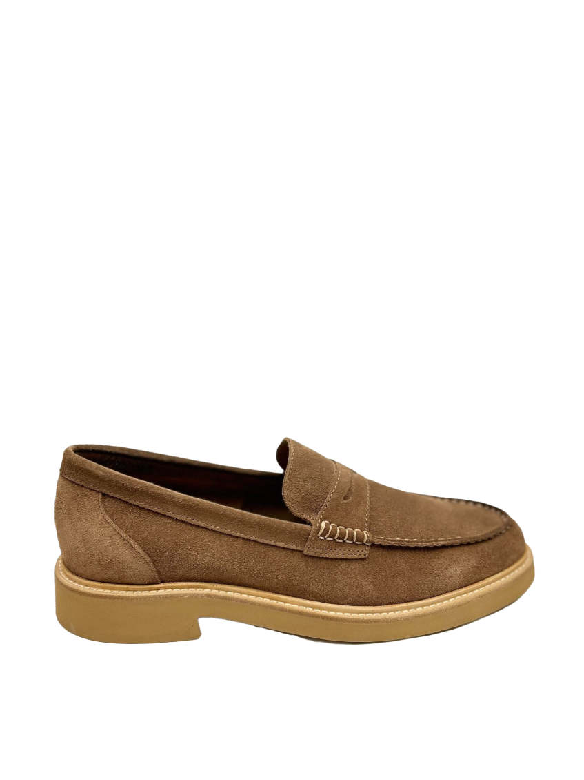 The Bekk Brown Suede Loafers In Brown