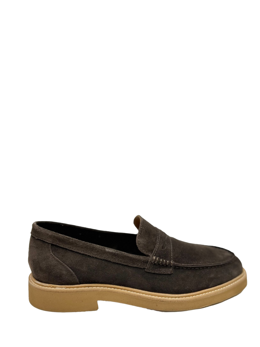 The Bekk Dark Brown Slip On Loafers In Dark Brown