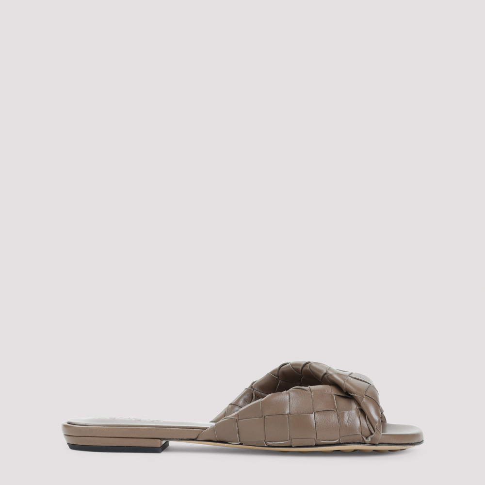 BOTTEGA VENETA BROWN LEATHER FLATS