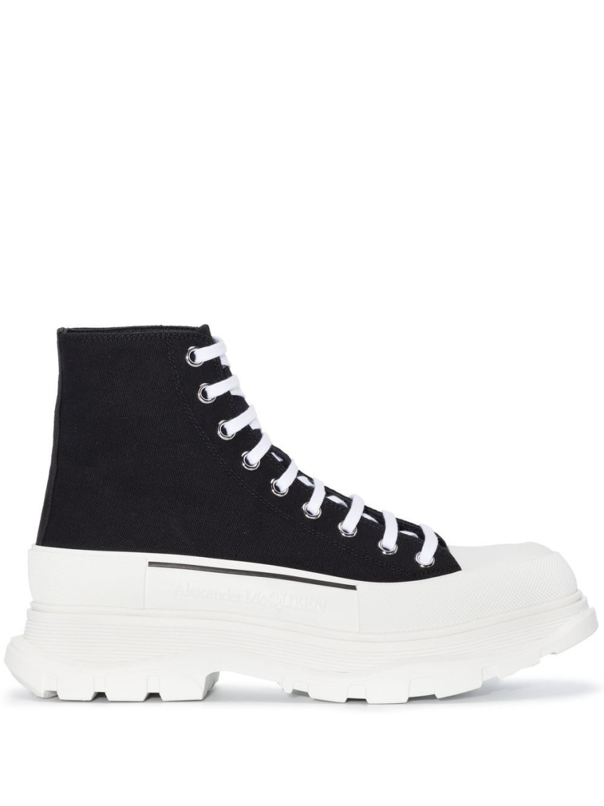 ALEXANDER MCQUEEN BLACK TREAD SLICK ANKLE BOOTS