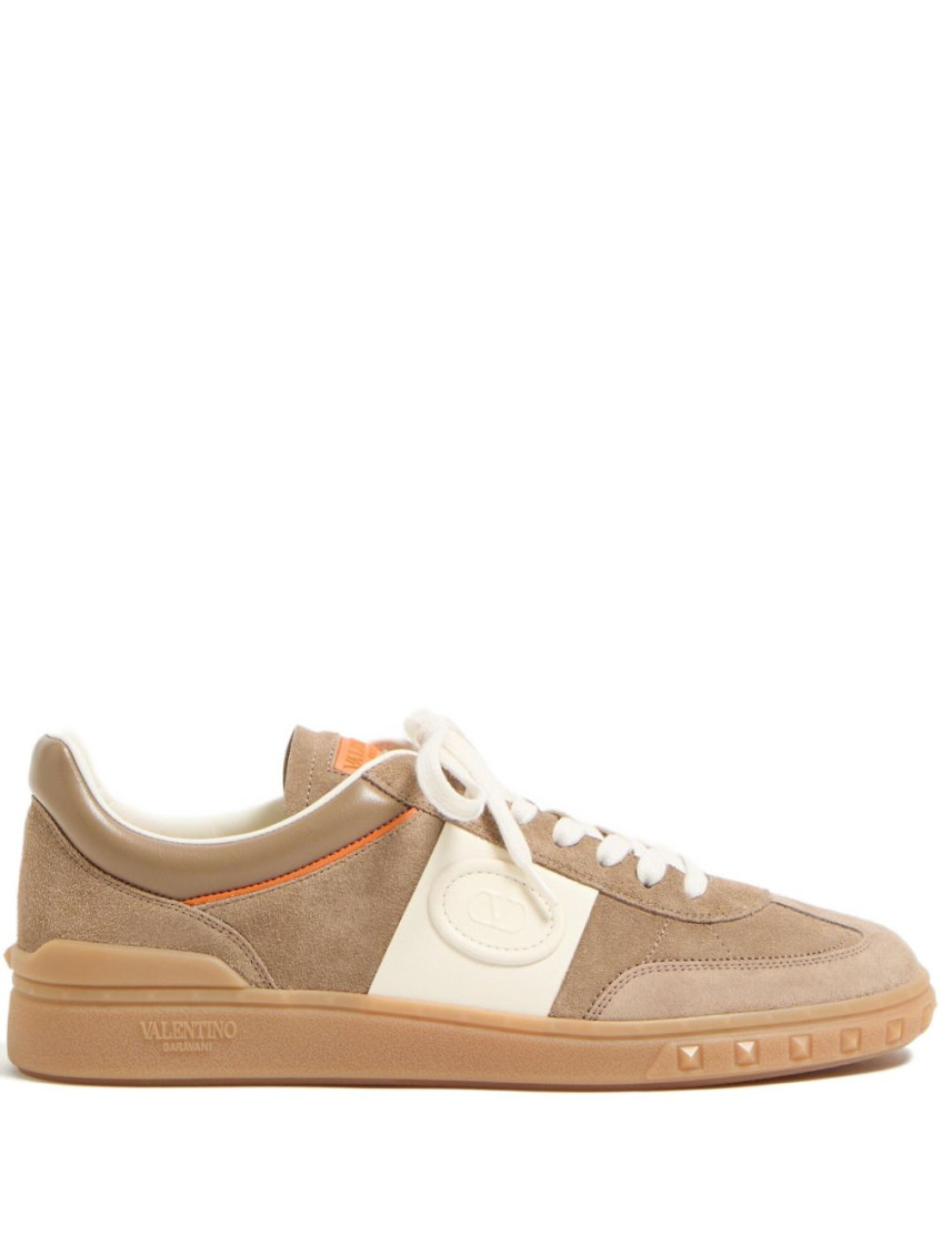 Valentino Upvillage Low-top Sneakers In Sand