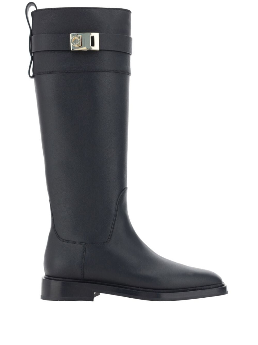 Ferragamo Stivale Ryder Leather Boots In Black