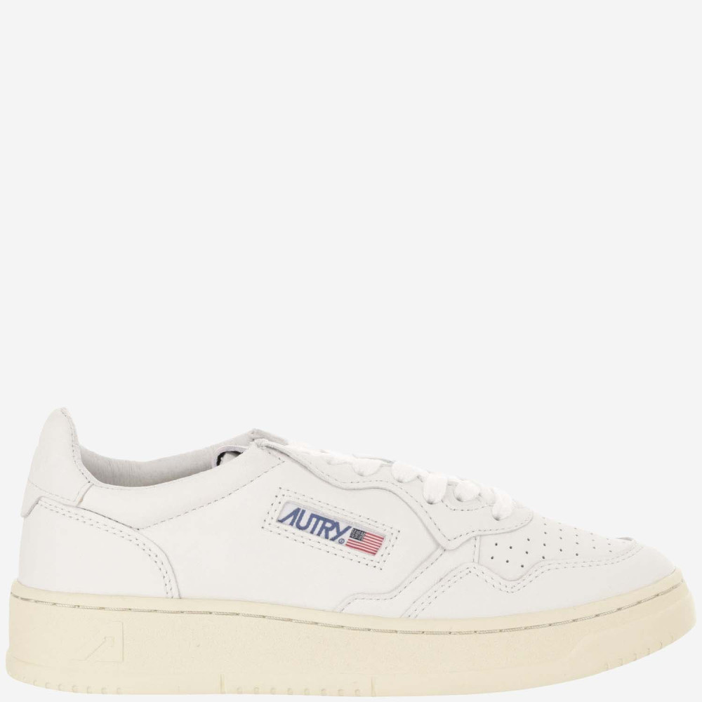 Autry Medalist Low-top Sneakers In White