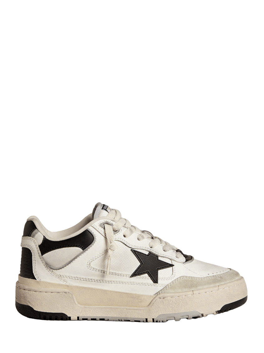 Golden Goose Forty2 Leather Sneakers With Black Star And Heel Tab Shoes