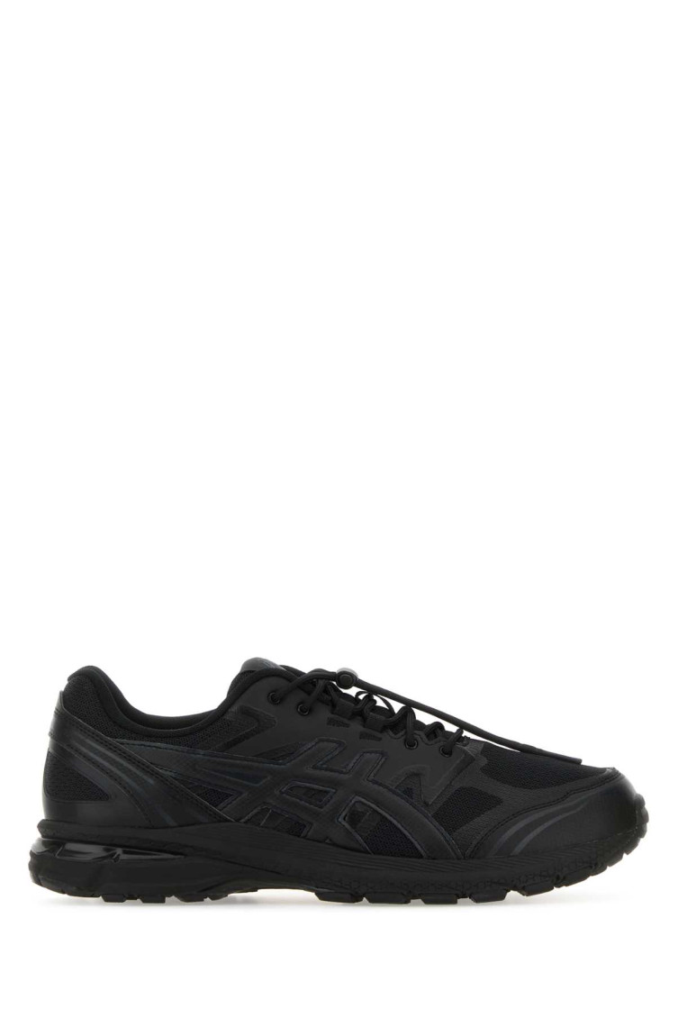Comme Des Garçons Mesh Upper Reinforced Heel Sneakers In Black