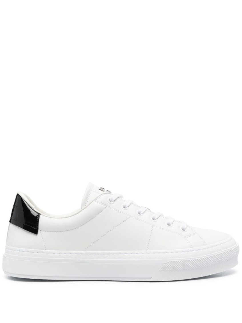 Givenchy Men Leather Sneakers With 4g Metal Logo In White