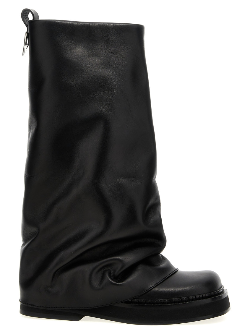 Attico Stylish Combat Boots With Square Toe Design In Black