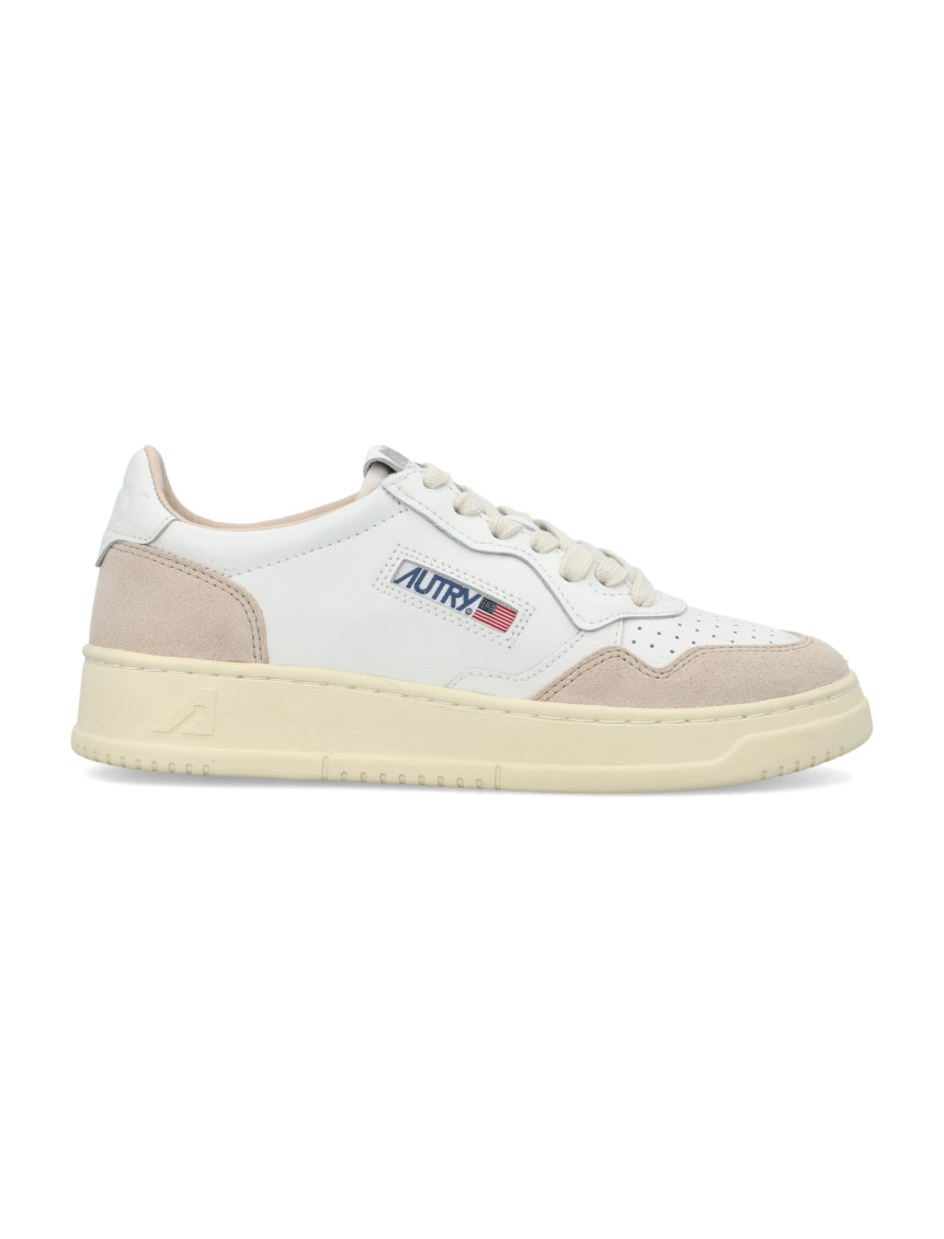 Autry Medalist Low Sneakers In White