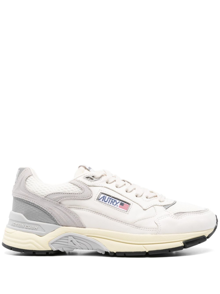 Autry White Medalist Sneakers In White