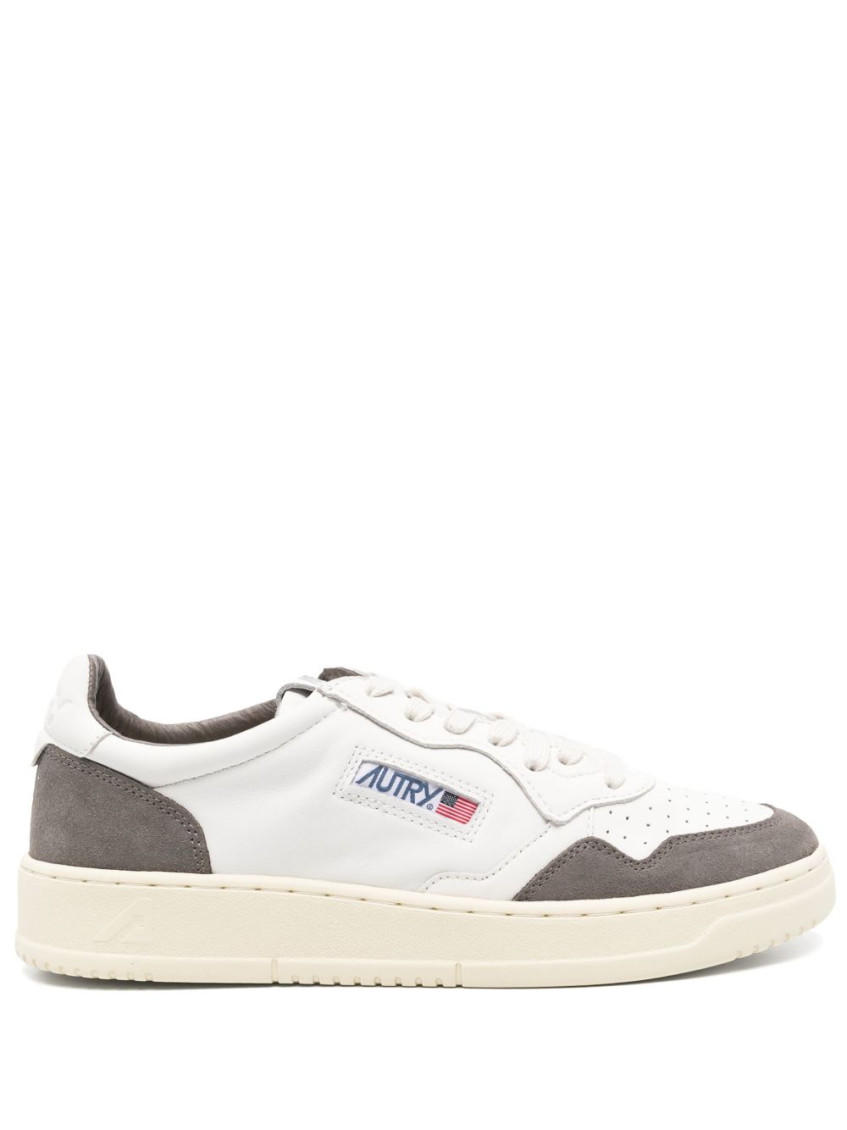 Autry Low Sneaker With Contrast Panels And Perforated Toe In Neutral