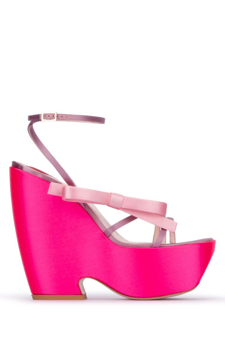 Roger Vivier Shoes In Pink