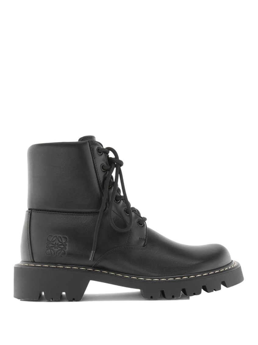 Loewe Sierra Ankle Boots In Vegetable Tanned Calfskin In Black