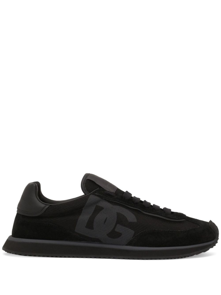 Dolce & Gabbana Low Top Sneakers Featuring Suede Accents In Black