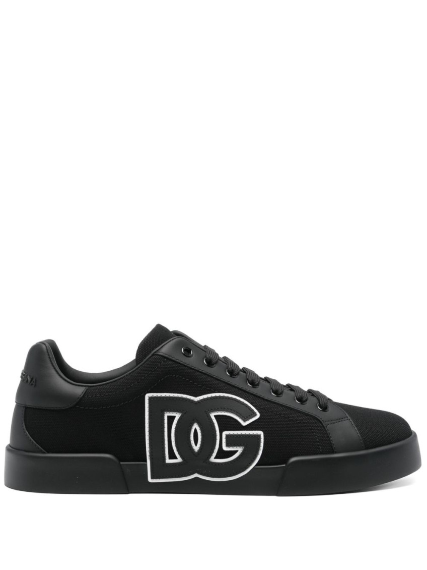 Dolce & Gabbana Sneakers With A Logo Patch In Black