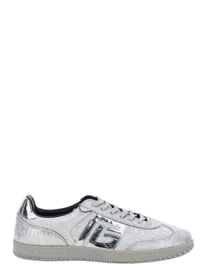 【関税＆送料込み】Balmain 'Swan' Silver Colored Low Top Sn Balmain Swan Silver Colored Low Top Sneakers With Logo
