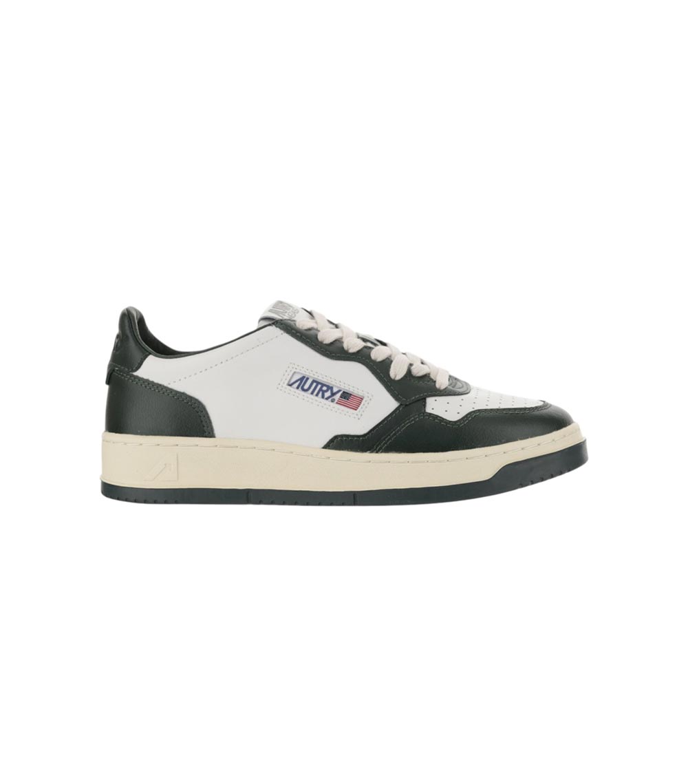 Autry Medalist Sneakers In White/black Leather In White