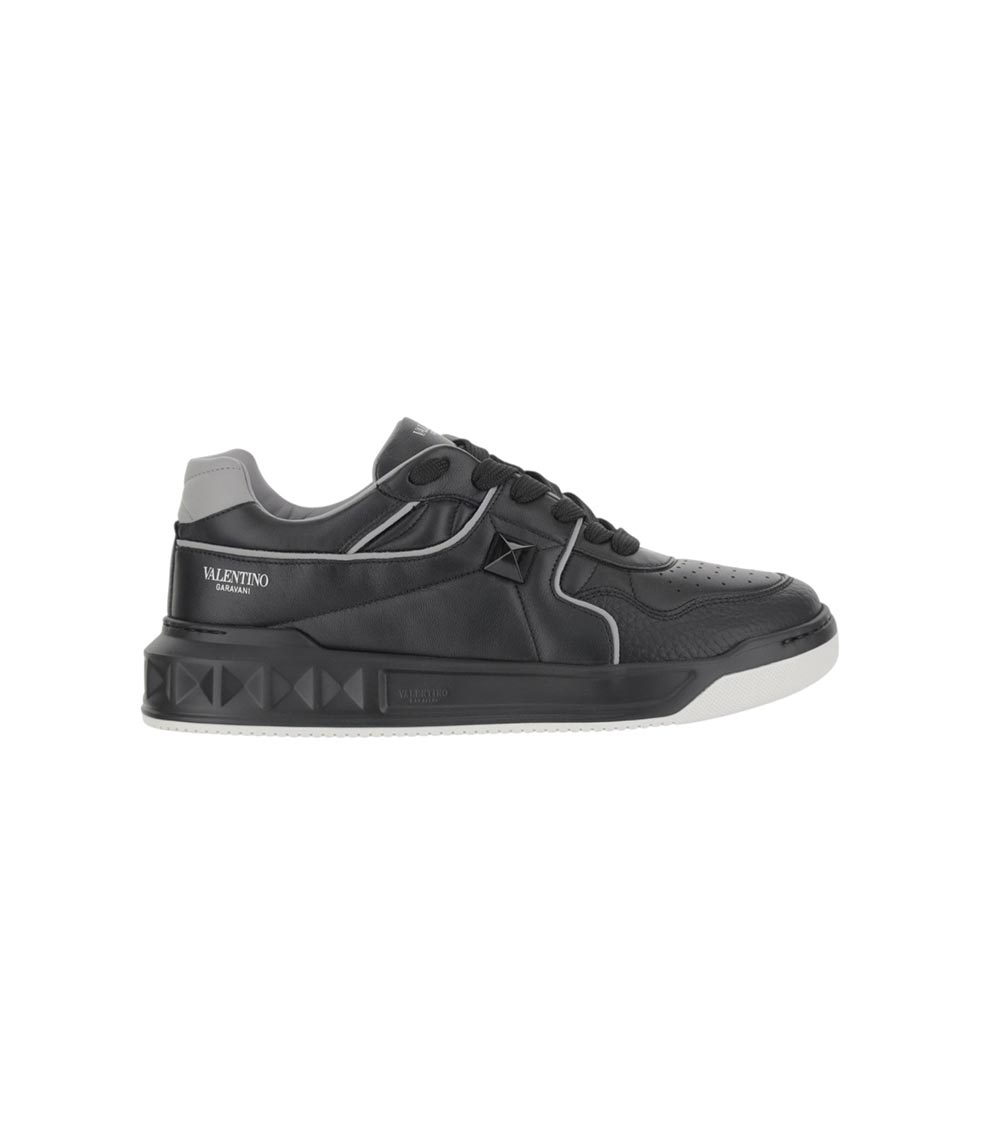 Valentino One Stud Low-top Sneakers
