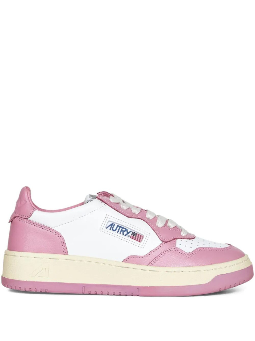 Autry Medalist Low Low-top Sneakers With Smooth In Pink